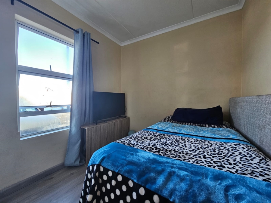 2 Bedroom Property for Sale in Buh Rein Estate Western Cape